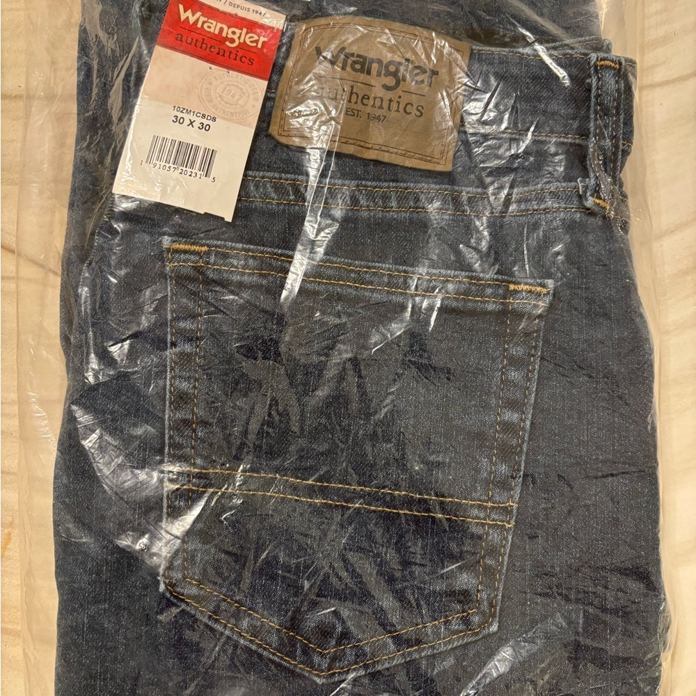 Wrangler Blue Relaxed Fit Jeans Classic Denim